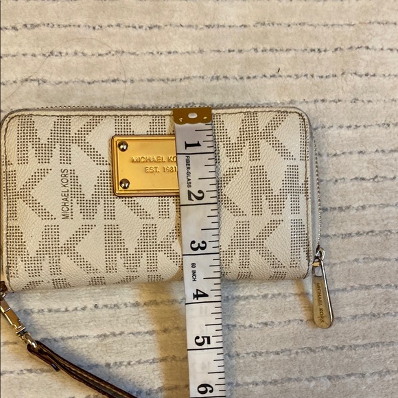 Michael Kors Cream Clutch with Gold Accents - Picture 3 of 8